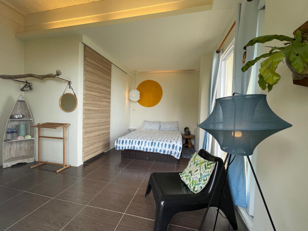 Shiacare Hostel Грийн Айлънд Екстериор снимка