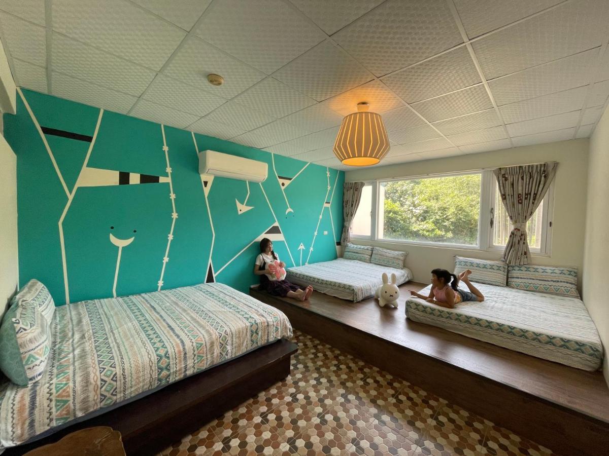 Shiacare Hostel Грийн Айлънд Екстериор снимка