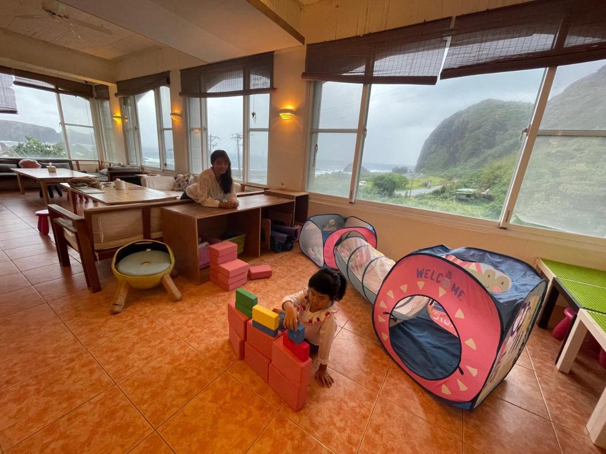 Shiacare Hostel Грийн Айлънд Екстериор снимка