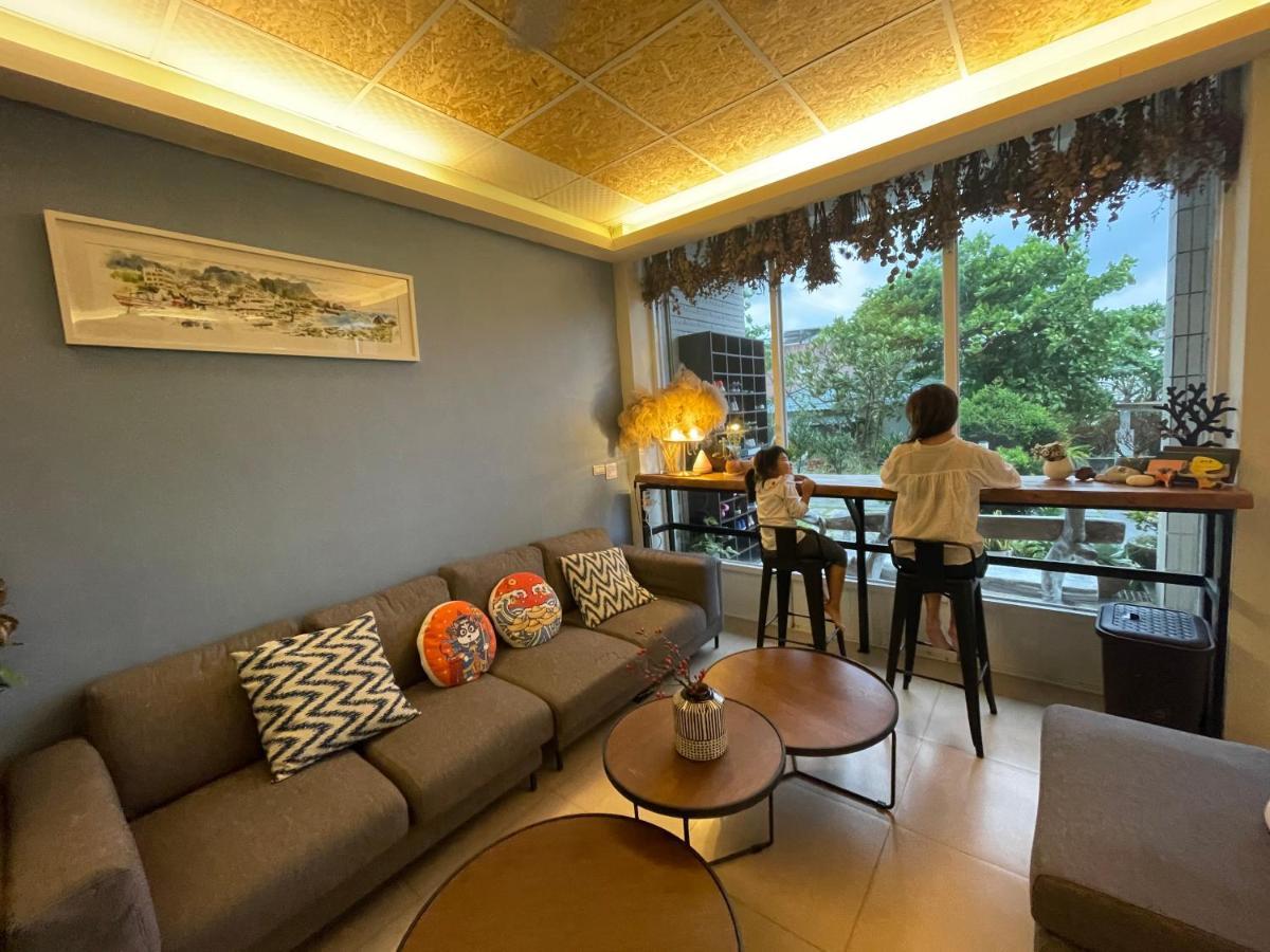 Shiacare Hostel Грийн Айлънд Екстериор снимка