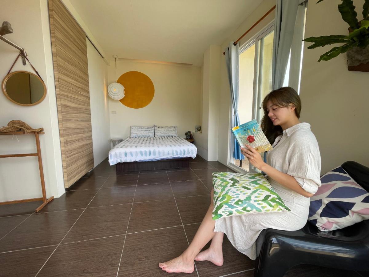 Shiacare Hostel Грийн Айлънд Екстериор снимка